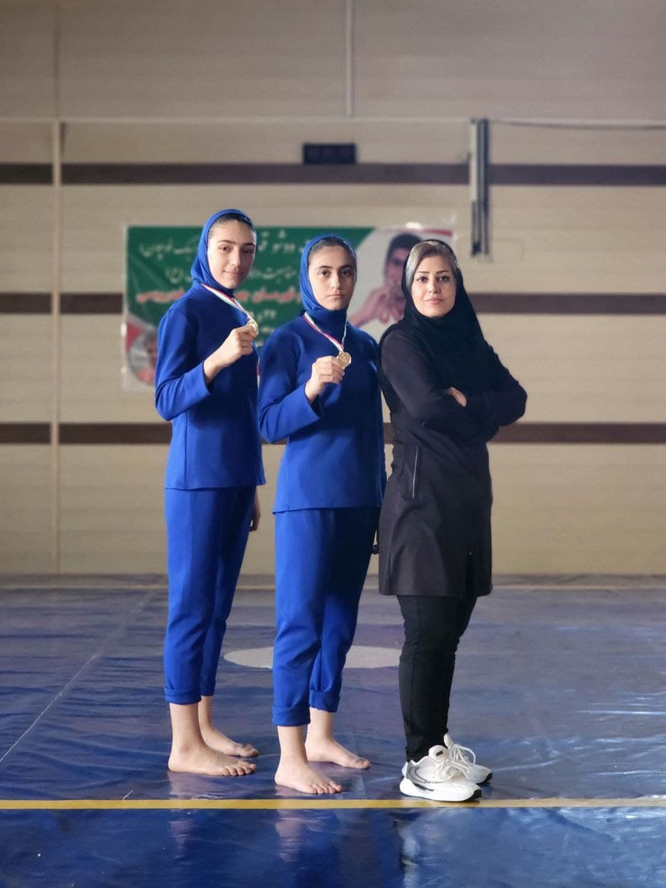 الناز احمدی مسابقه انتخابی تیم ملی که هردو برنده مدال طلا شدند