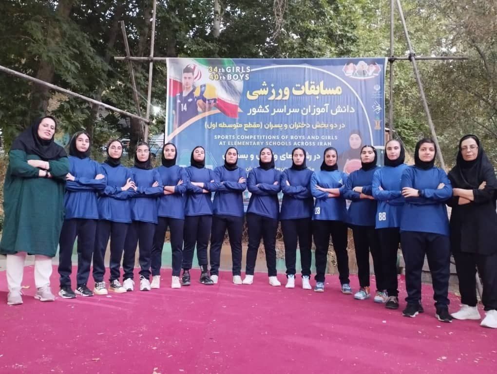 نازنین یوسفی عضو تیم ملی بسکتبال در مسابقات مختلف