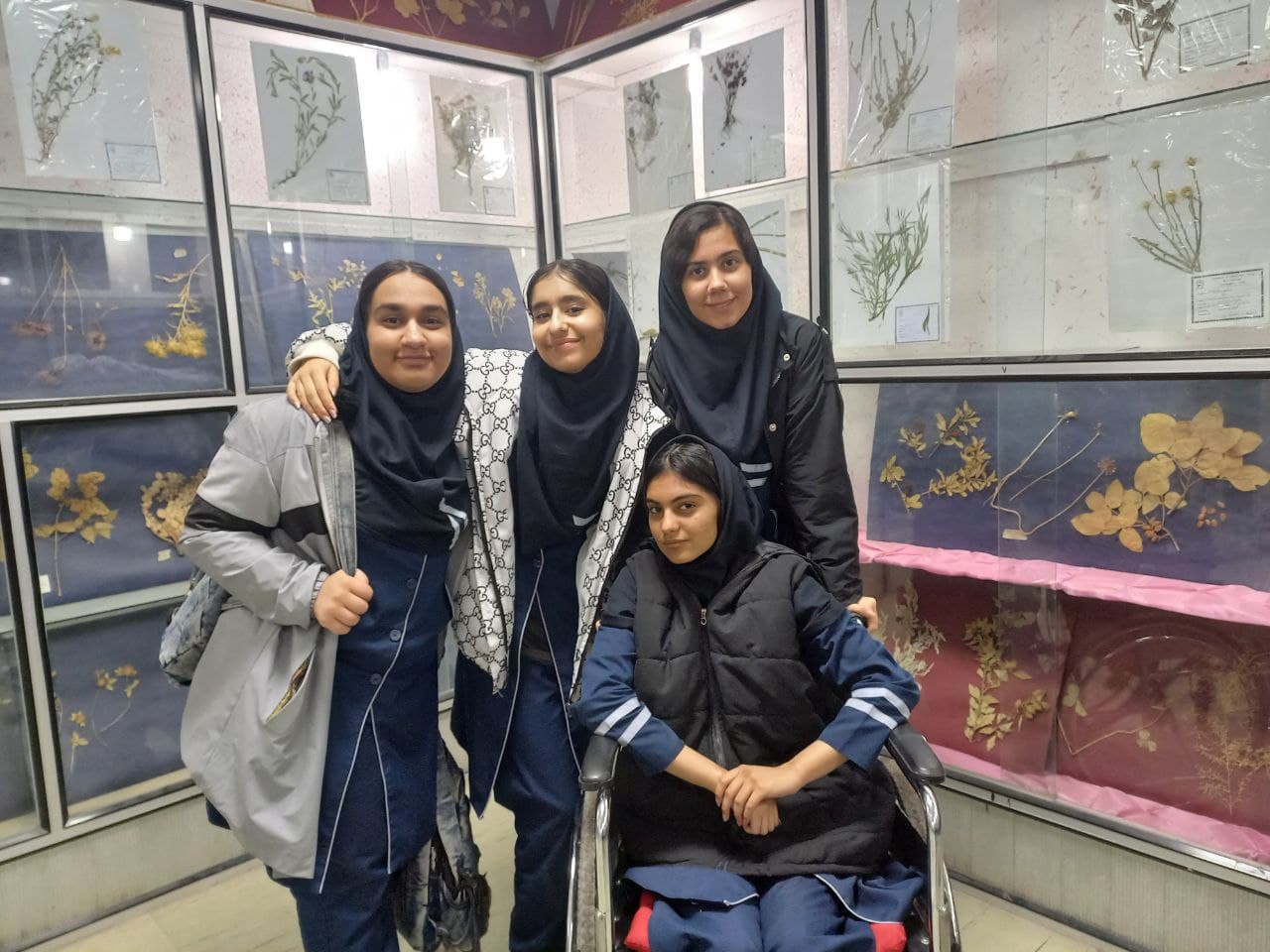 برگزاری اردوی بازدید از موزه طبیعی دانشگاه کشاورزی سال تحصیلی۱۴۰۳_۱۴۰۲